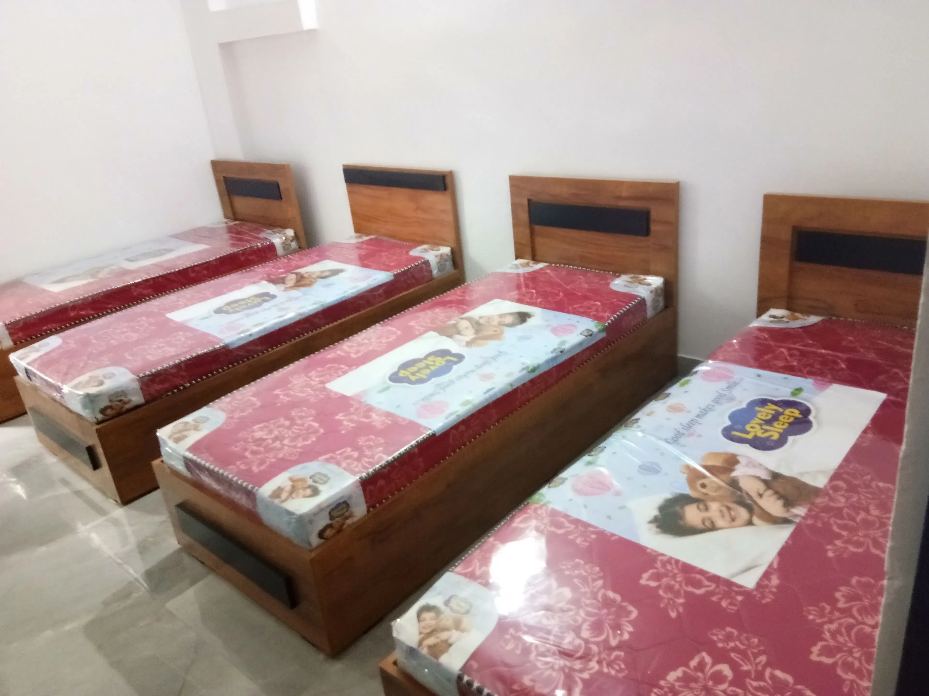 Green Garden Ladies Hostel in Kakkanchery, Omanoor — main photo