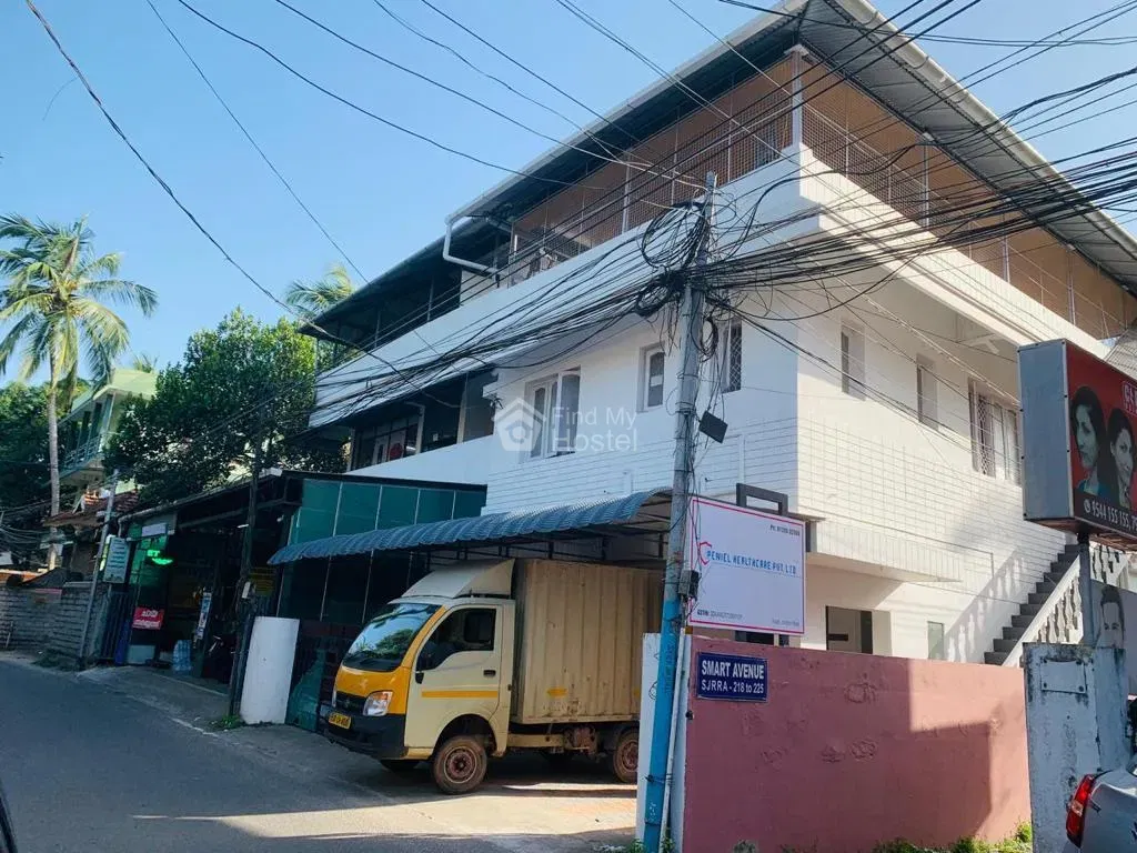 Bismi Gents Hostel in Palarivattom, Ernakulam — main photo