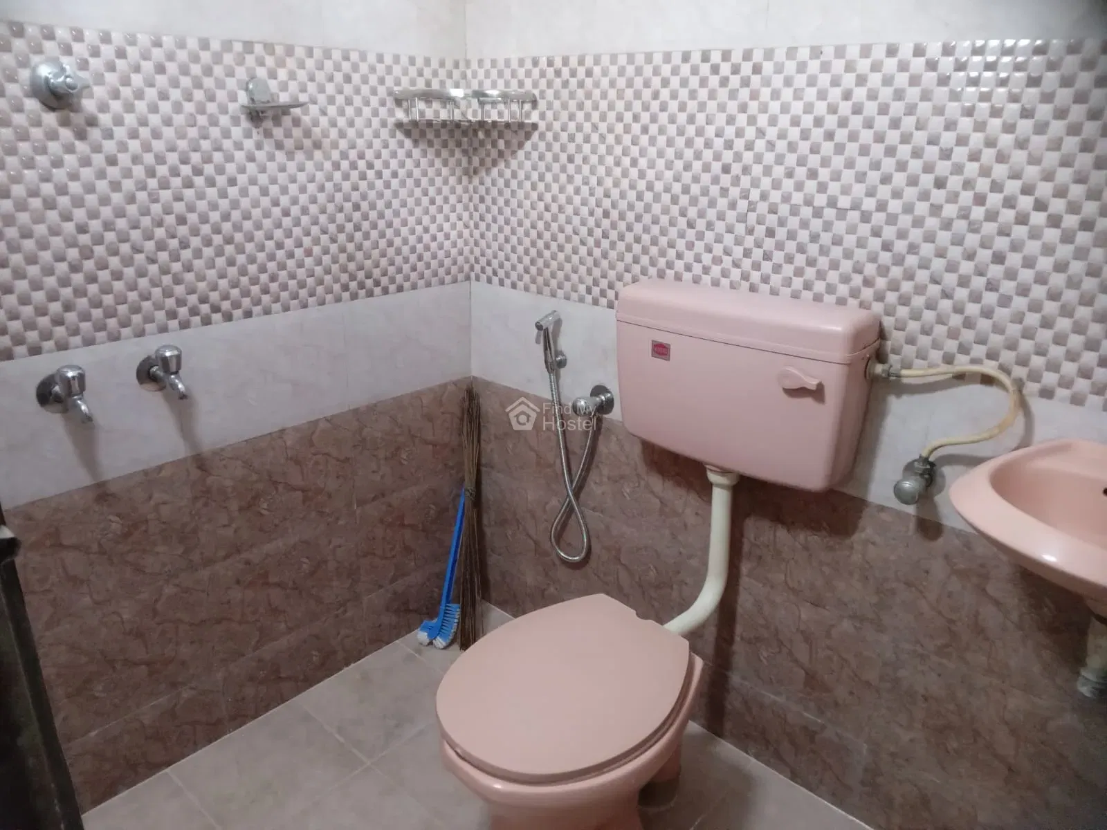 Accommodation For Ladies in Palarivattom, Ernakulam — photo 7