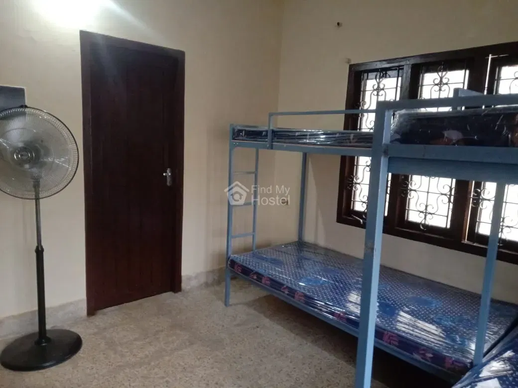 Orange Ladies Hostel - 1 in Kacheripady, Ernakulam — photo 3