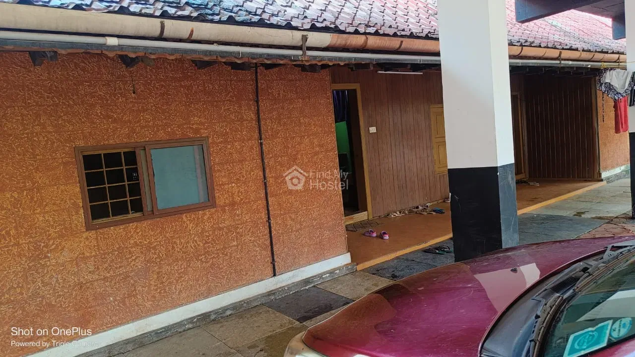 Heavenste Boys Hostel in Palarivattom, Ernakulam — photo 2