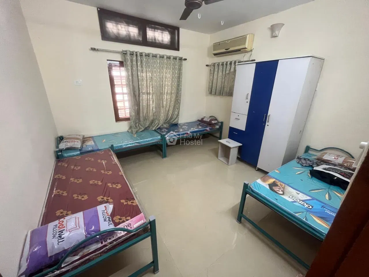 Saros Ladies Hostel 2 in Kaloor, Ernakulam — photo 6