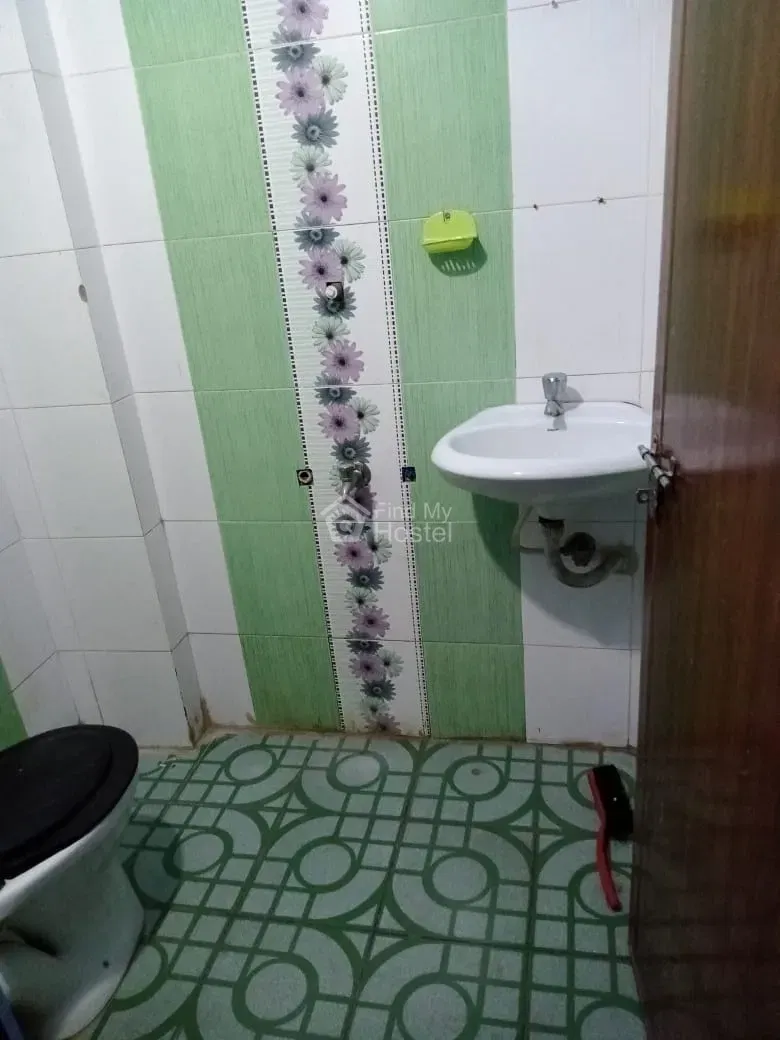 Janatha Gents Hostel in Palarivattom, Ernakulam — photo 6