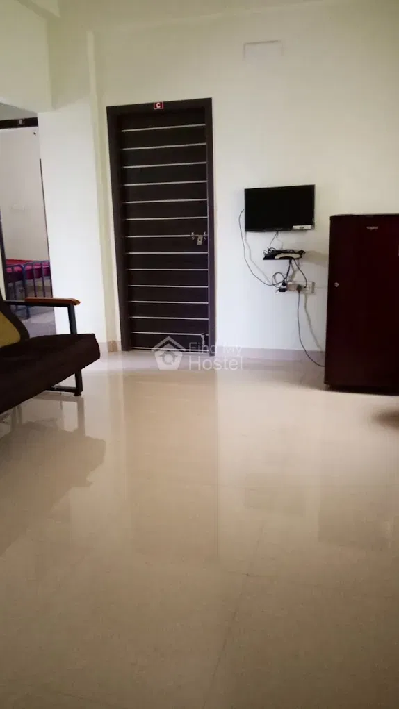 Krishh Brindaavan Womens Hostel - B5 in Peelamedu, Coimbatore — photo 7