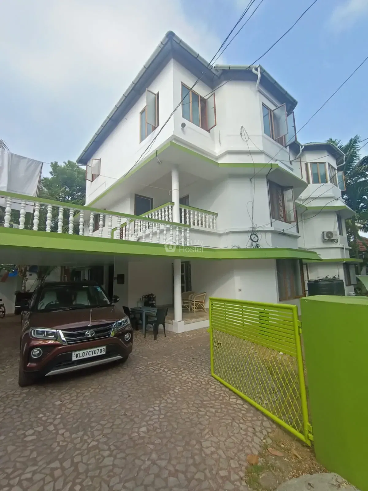 Lake View Gents Hostel in Thevara, Ernakulam — main photo