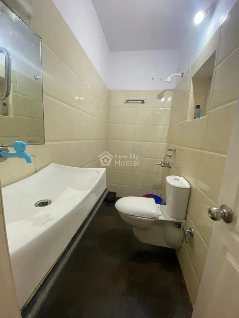 SN Ladies Hostel in Panampilly Nagar, Kochi — photo 7