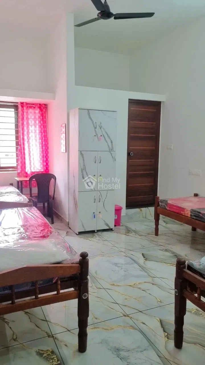 Aditi Ladies hostel Block4 in Palarivattom, Ernakulam — photo 6
