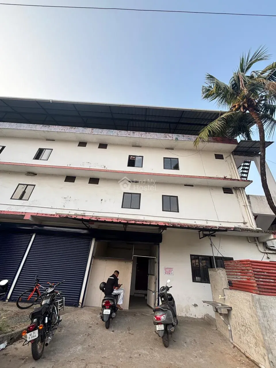 Marriott Gents Hostel in Edappally, Ernakulam — main photo