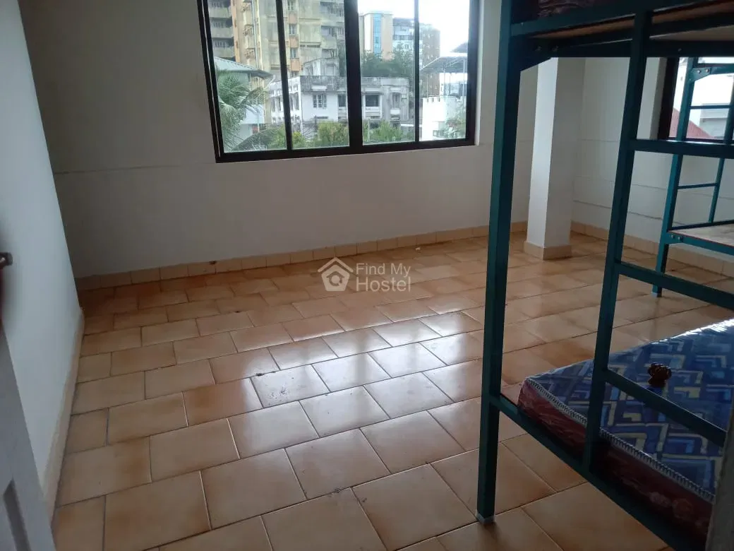 Orange Gents Hostel in Kacheripady, Ernakulam — photo 5