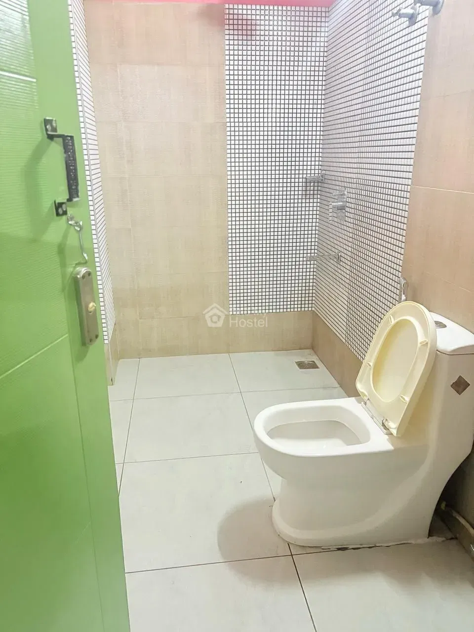 HIVE LADIES HOSTEL in Kacheripady, Ernakulam — photo 6