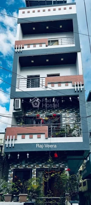 Raj Veera Girls Hostel image 1