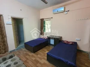 Kings Nest PG Accommodation For Working Men image 8