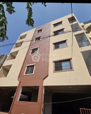 Vatika girls Hostel image 1