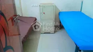 E MARKS GENTS HOSTEL 1 in Palarivattom, Ernakulam — photo 4